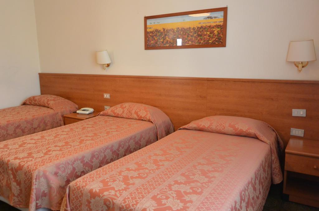 Hotel Rosengarten Pavia Exterior foto