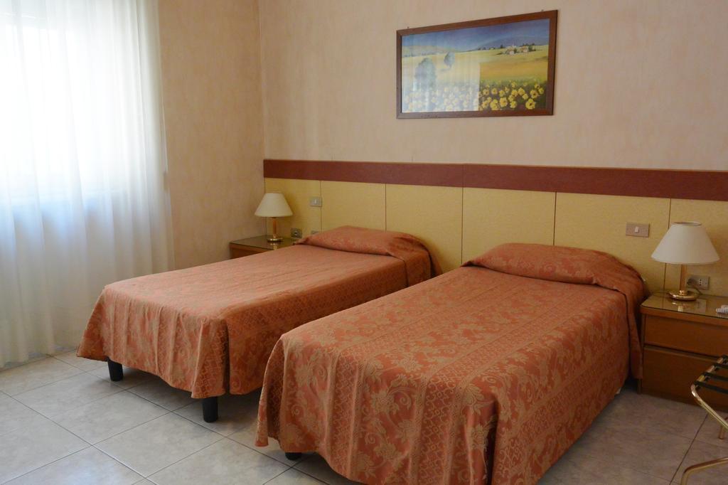 Hotel Rosengarten Pavia Exterior foto